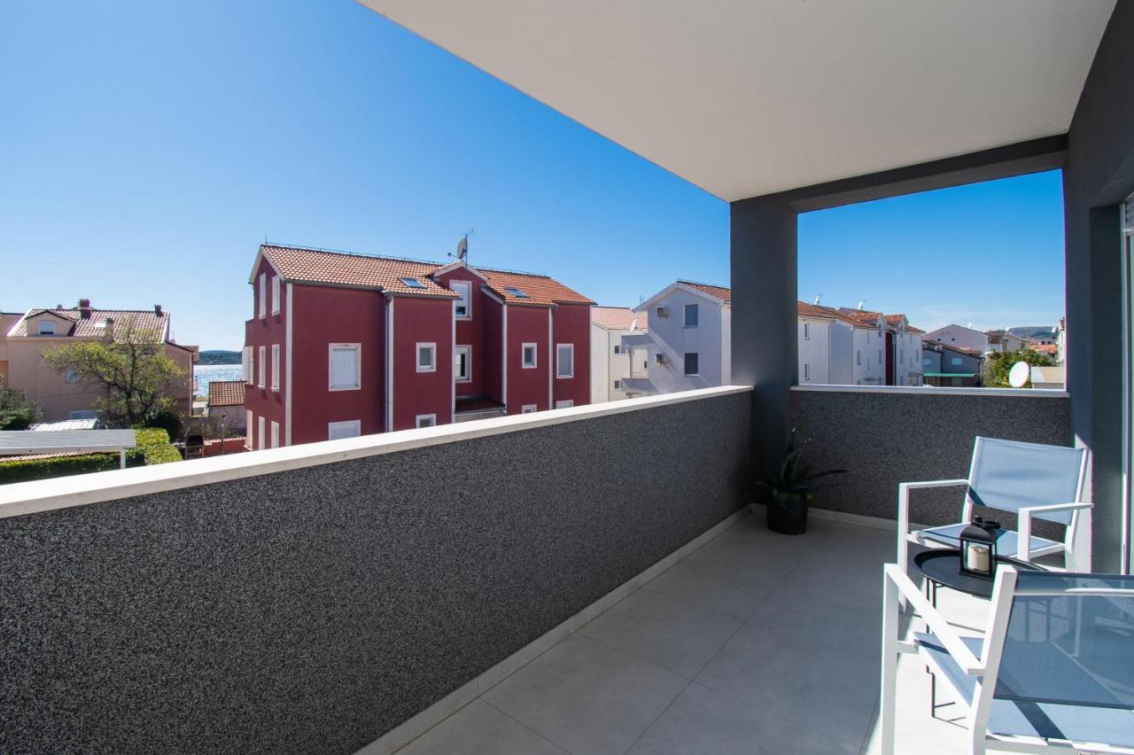 Apartman Benmi Vodice Bagian luar foto